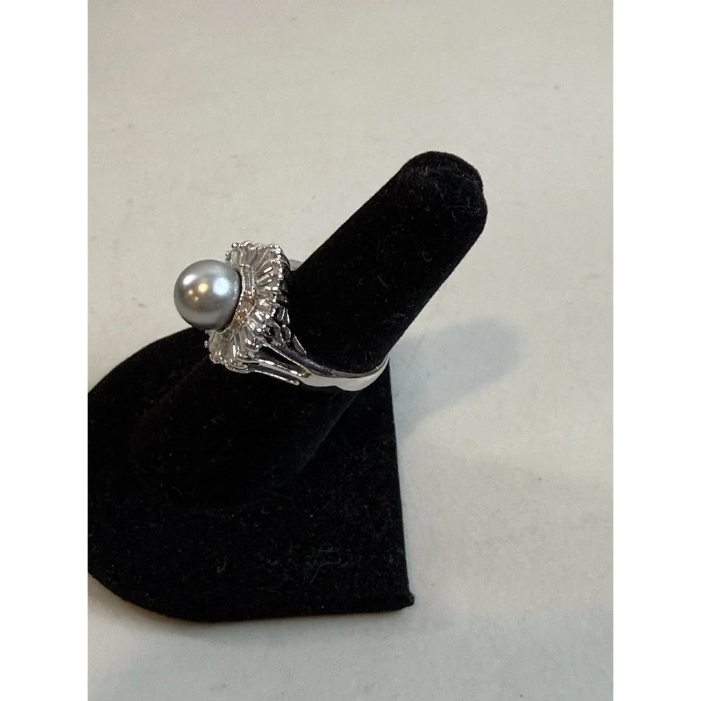 Vintage Grey Pearl Ballerina Cocktail Ring Baguette Crystal Statement Fashion
